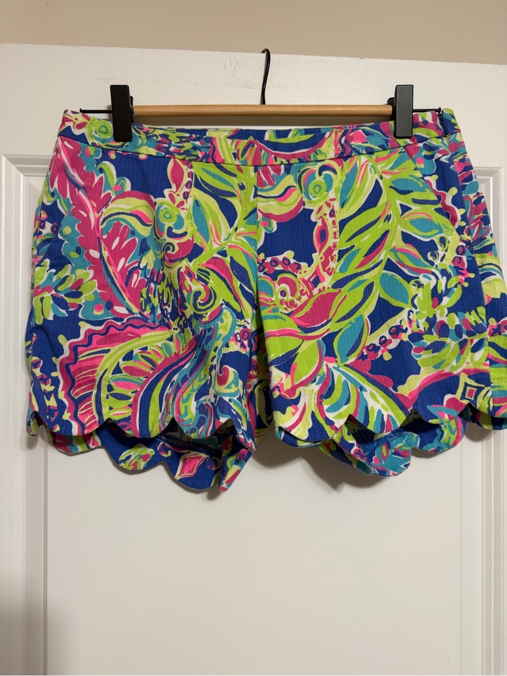 Lilly Pulitzer Blue Multicolor Scalloped High-Rise Shorts